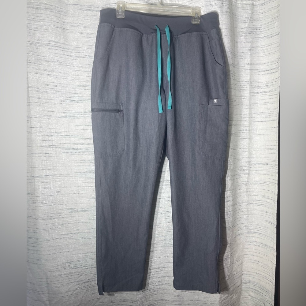 Brand: FIGS Kade Cargo Scrub Pants for Women and‎ Men size XL - Picture 8 of 14